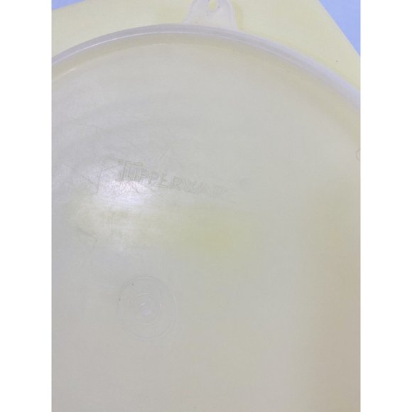 Vintage Tupperware Yellow 2 Handled Bowl with Sheer Lid  786-3 /  230-3 Kitchen - Picture 7 of 8